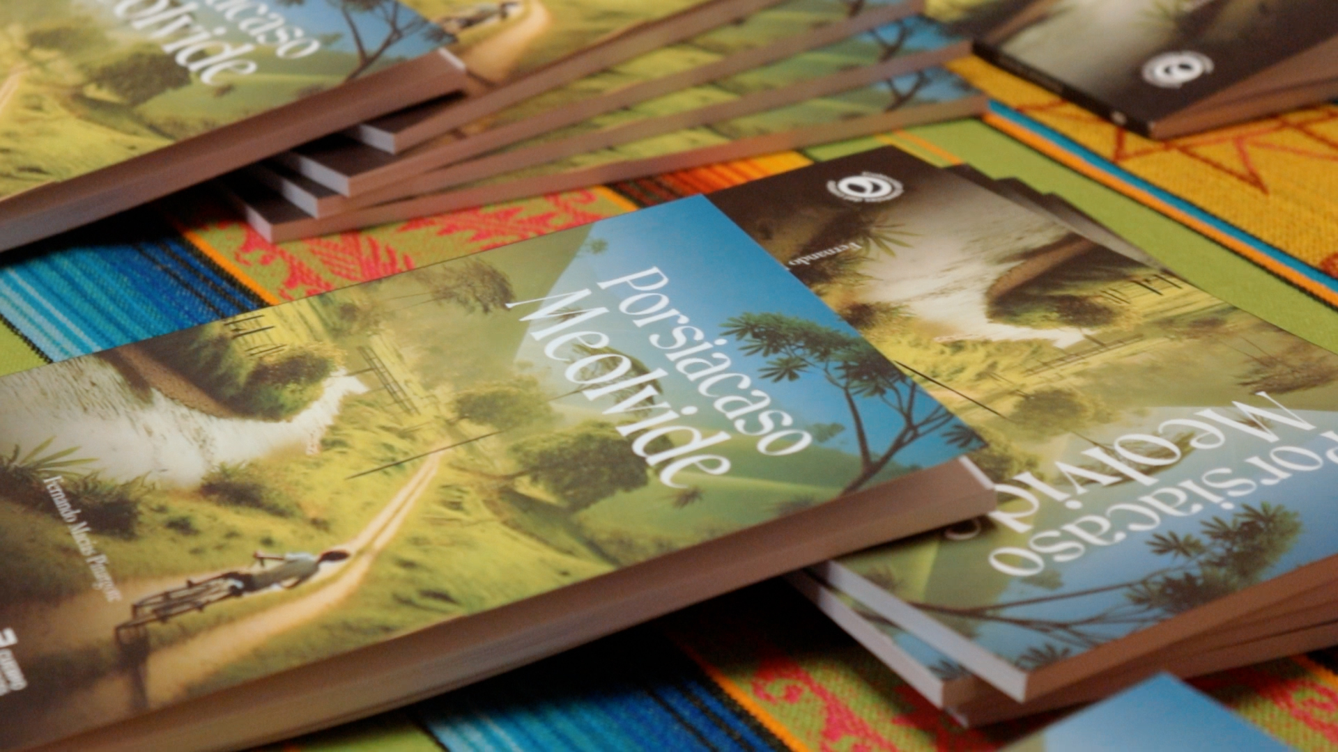 Fernando Macías y “Porsiacaso Meolvide”: entre historias, raíces y memorias colectivas